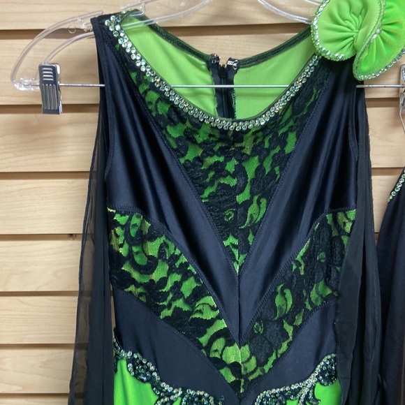 Gorgeous Ballroom Dance Dress Size Small 2-4 - Picture 2 of 11